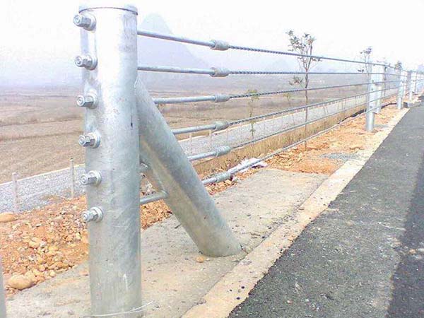 热镀锌缆索护栏