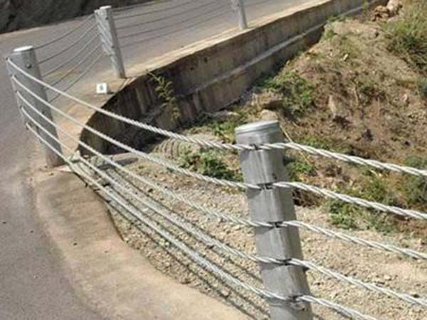 B级缆索护栏